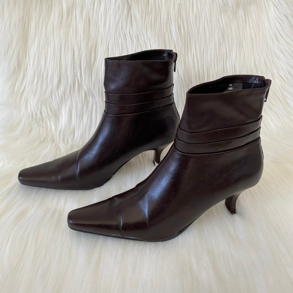 Danelle Vintage Brown Stretch Ankle Boot Size 7.5